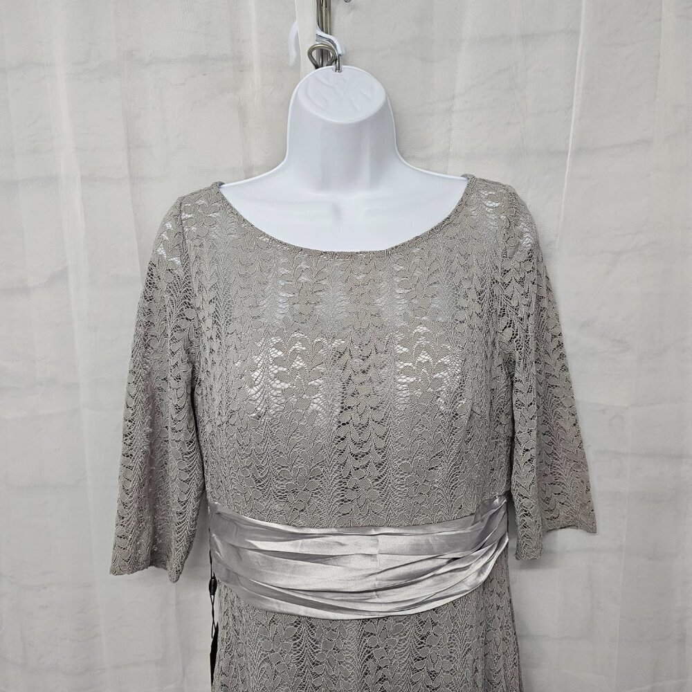 NWT Ever Pretty Dress Floral Lace Gray Satin Maxi Whimsigoth  12 - Picture 3 of 16